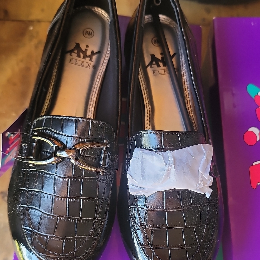 Air Flex 8m Black Crocodile Pattern Loafers